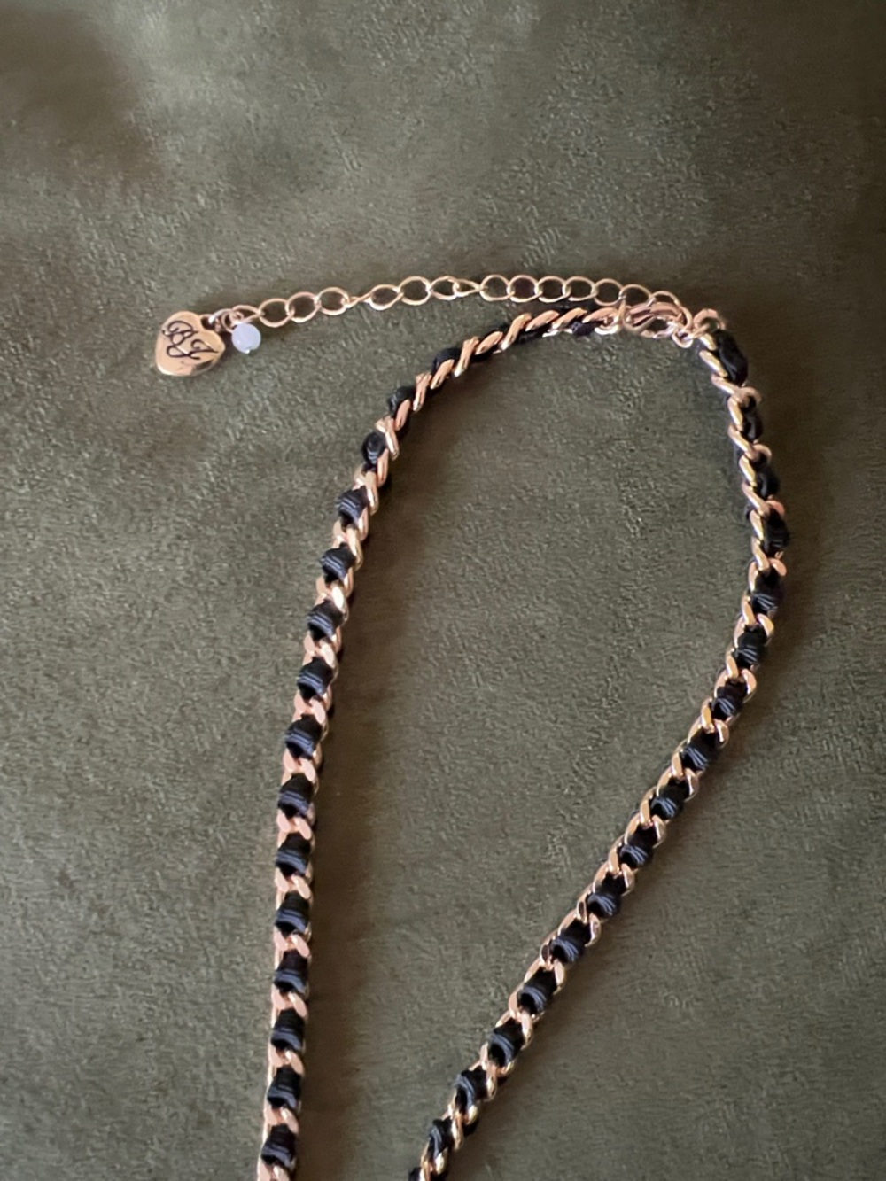 Betsey Johnson Gold Fox Pendant Necklace - Picture 5 of 10